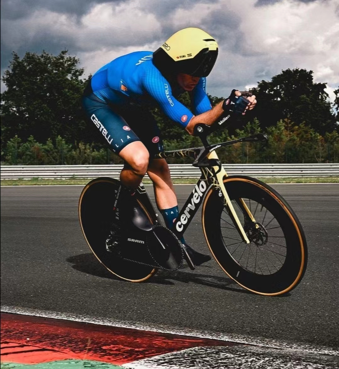 Er is geen kampioenschap dat niet gewonnen wordt door het harde werk en de oefening van een racer